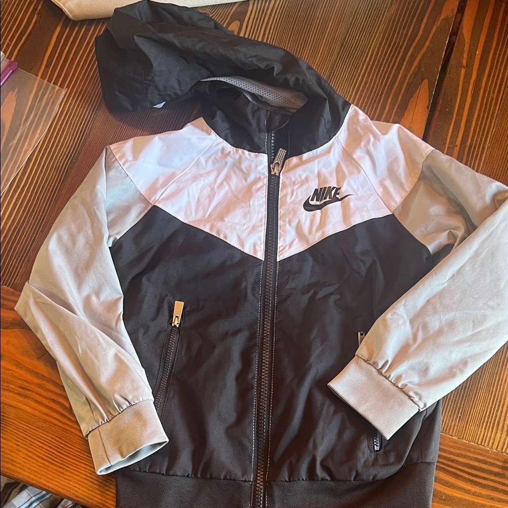 Nike Kids Black, White & Light Gray Hooded Windbreaker